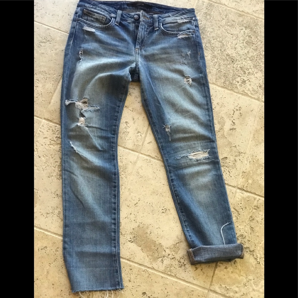 Joe’s Jeans Micro Flare skinny Distressed Size 27